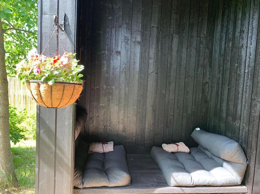 Small Cozy 3-Room House With Terrace & Large Garden Ilmandu Extérieur photo