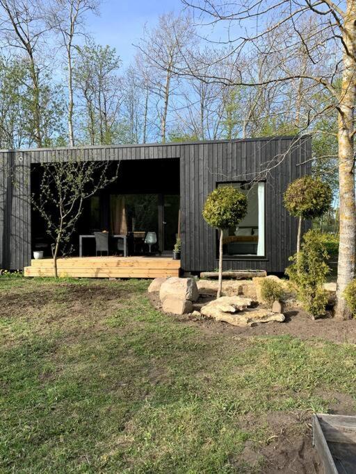 Small Cozy 3-Room House With Terrace & Large Garden Ilmandu Extérieur photo